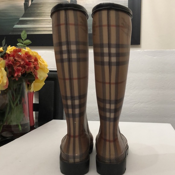 BURBERRY BROWN CHECK RUBBER RAIN BOOTS WOMENS SIZE 36 - Picture 3 of 14